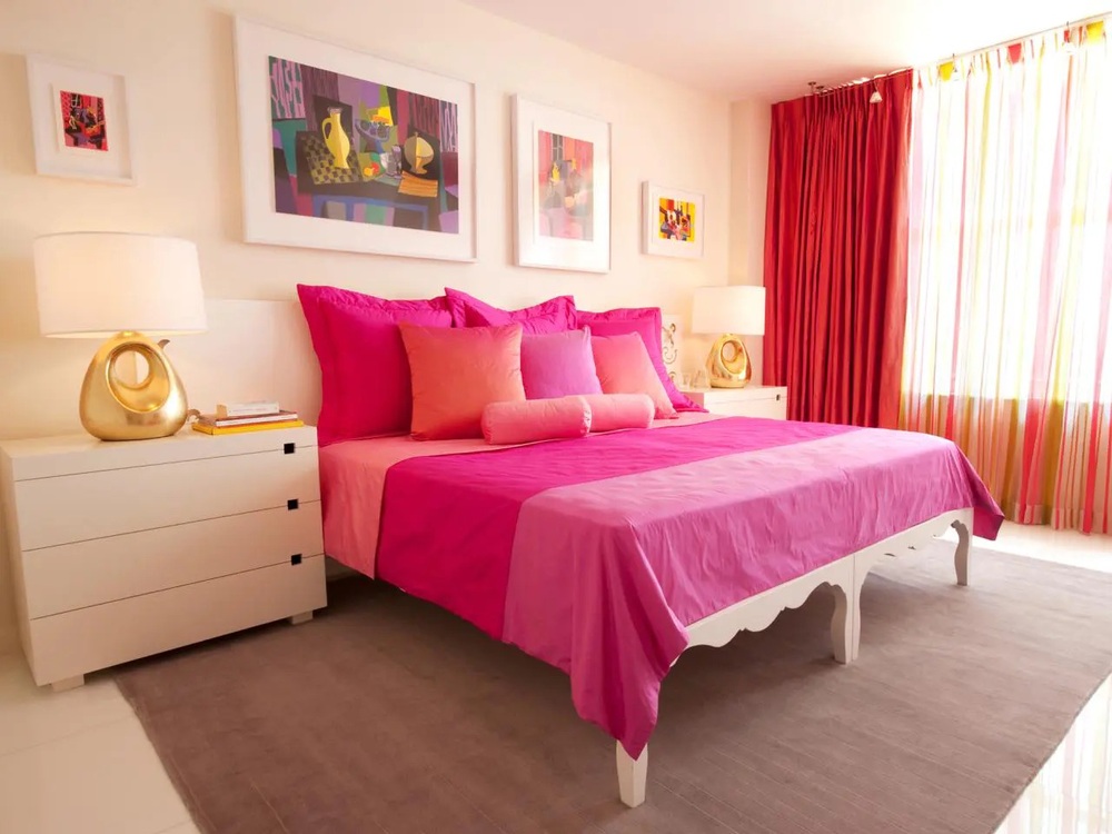 phòng ngủ màu hồng